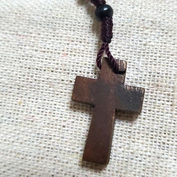 Vintage Wooden Rosary Bracelet  - Picture 4 of 5